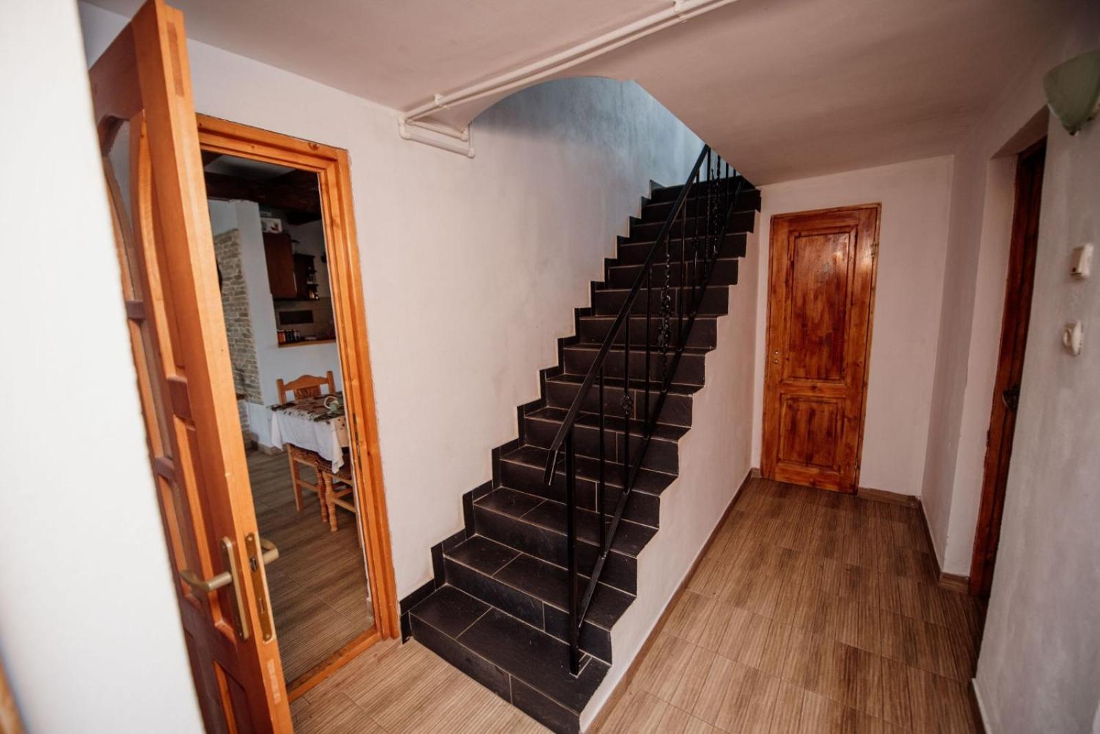 Hotel Casa Cristalul Muntilor à Poiana Mărului Extérieur photo