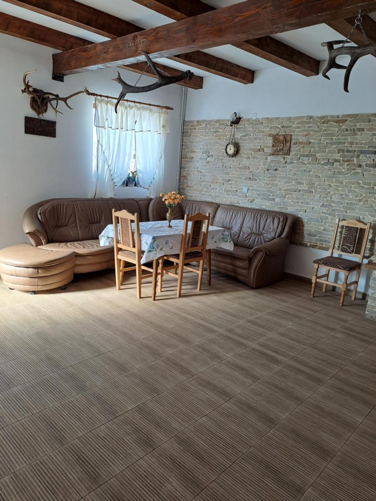 Hotel Casa Cristalul Muntilor à Poiana Mărului Chambre photo